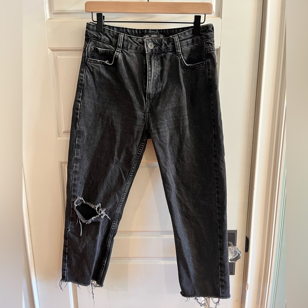 Bershka Mom Black Distressed Jeans